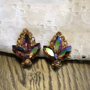 Absolutely Stunning Vintage Clip On Earrings Aurora Borealis Purple Rhinestones